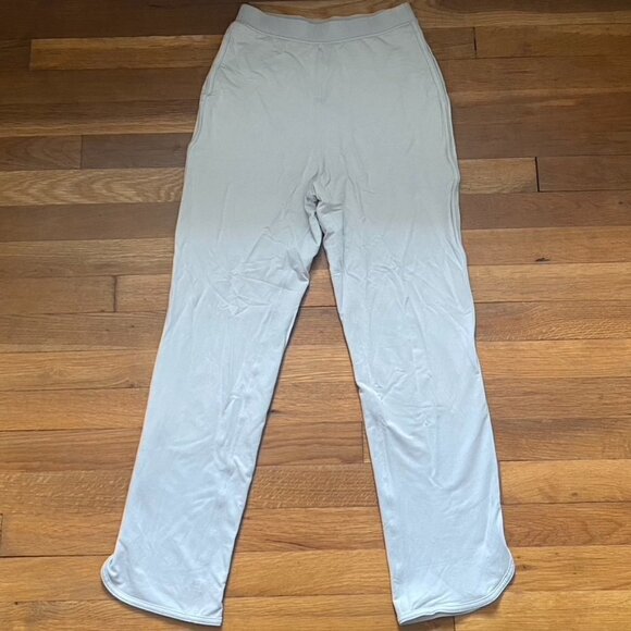 Lululemon Every Moment Crop Modal Terry Pant 26" in Vapor 2 - Picture 4 of 9